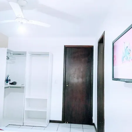 Triplex Em Caioba-Matinhos-Pr A 200 Mt Do Mar Apartment Exterior photo